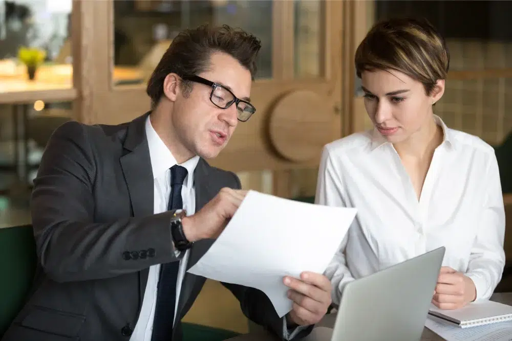 Proposal expert explaining federal proposal vs commercial proposal differences proposal expert explaining federal proposal vs commercial proposal differences